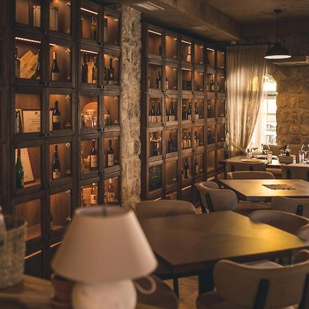Kula Boutique Hotel Bar Bagian luar foto