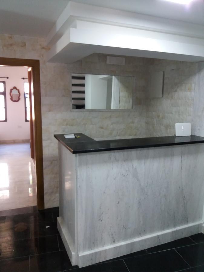 Kula Boutique Hotel Bar Bagian luar foto